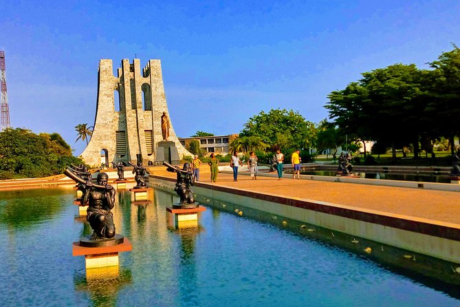 A Day in Accra - Independence Square and Ghana’s public symbols