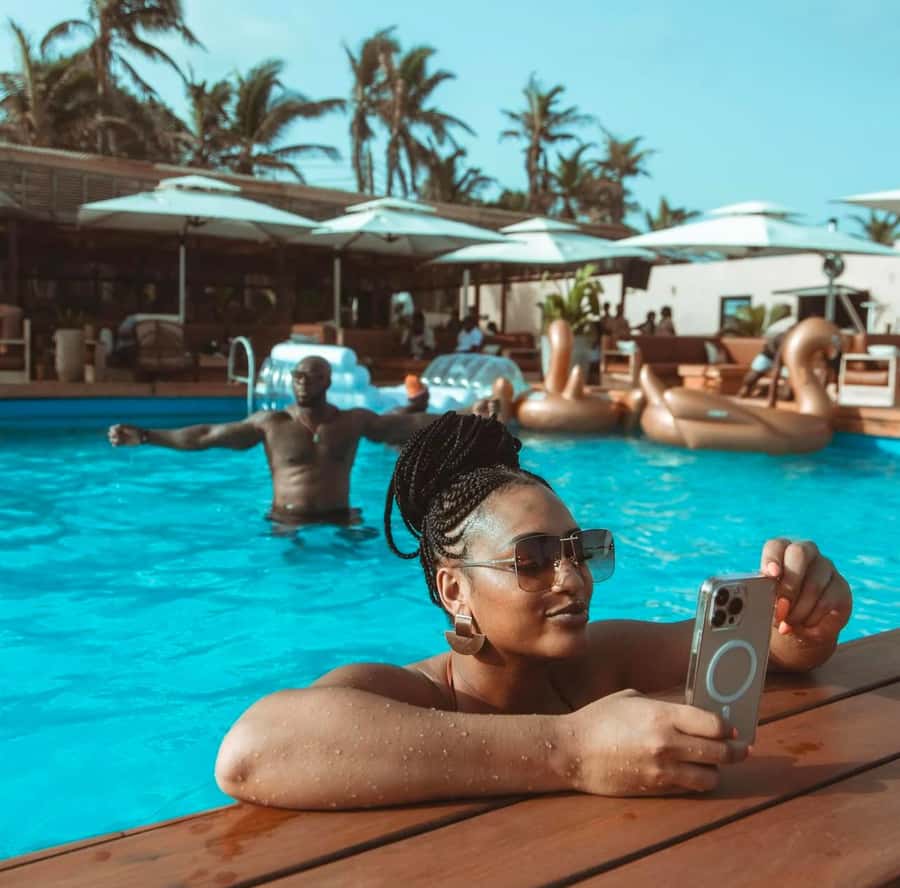 Accra Beachfront Experience: Sun Sand Calm & Lunch - Lunch and the cocktail finish