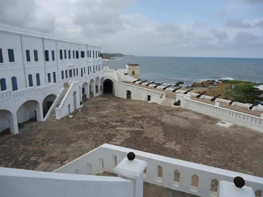 Accra: Cape Coast and Elmina Private Cultural Tour - Cape Coast Castle and the weight of the dungeons