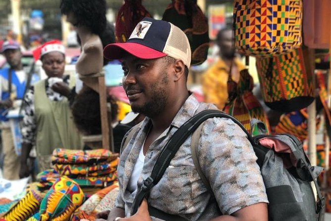 Accra City Tour, explore the history, and local flavours. - Makola Market: Accra’s commercial heart for 30 minutes