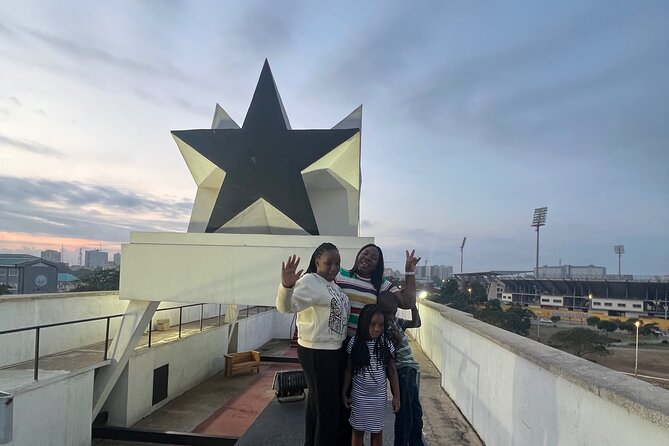 Accra City Tour, explore the history, and local flavours. - Jamestown Lighthouse: A high view over old Accra