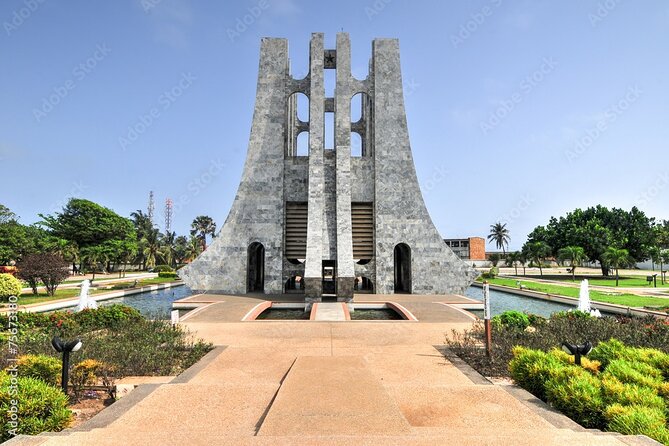 Accra Explored: A Full-Day Private City Tour for Culture Seekers - Kwame Nkrumah Memorial Park and Ghana’s independence