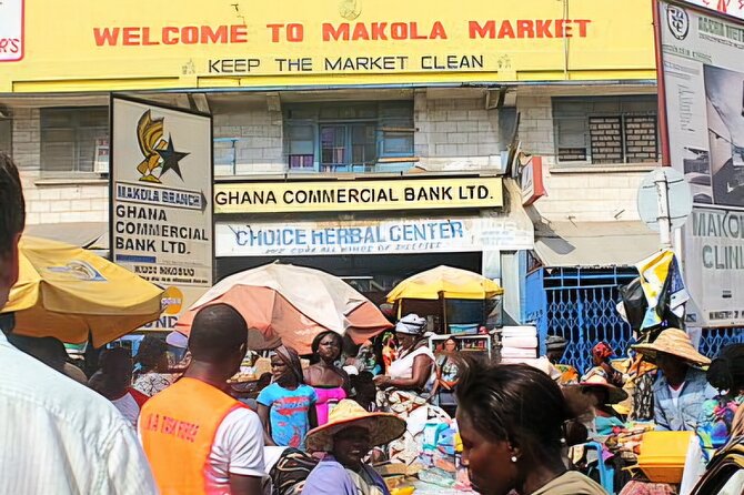 Accra, Ghana Guided Local Market Tour - Why Makola Market works best with a local guide