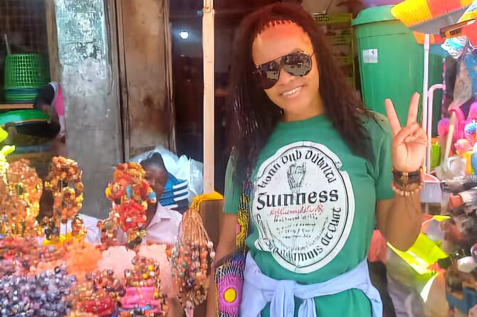 Accra, Ghana Guided Local Market Tour - Four hours at Makola Market