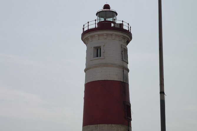 Accra Guided City Tour Experience - Center for National Culture: Crafts and bargaining