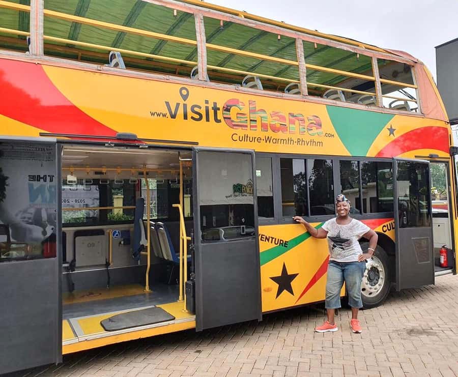 ACCRA GUIDED CITY TOUR, GHANA - Kwame Nkrumah Mausoleum and Ghana’s first president