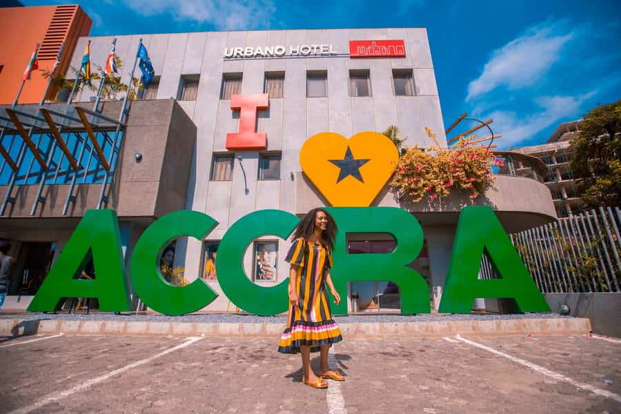 Accra: Guided City Tour with Lunch - Osu Castle and the harder history of Accra