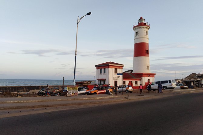 Accra Slave Castle and City Private Tour with Pick up - Shopping at the Centre for National Culture