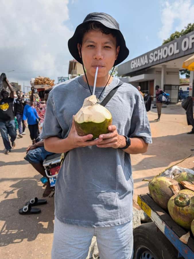 Accra Street Food Tour: Makola Market Tour With Full Lunch - What the tasting stops are really worth