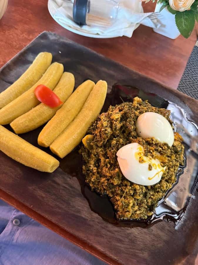 Accra Street Food Tour: Osu Night Market Tour Experience - Chibom is a quick local sandwich