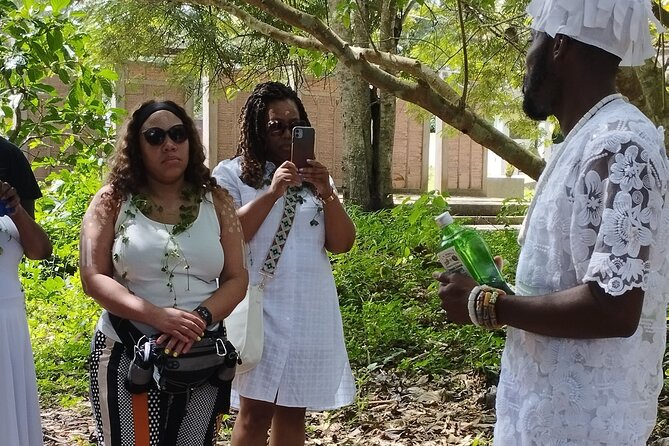 Assin Manso Slaves River and Cape Coast Castle Tour - Who should take this tour?