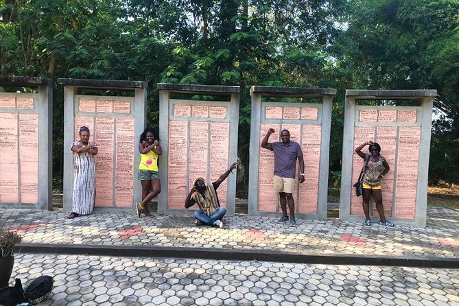 Black History Tour - Back to Your Roots (Accra to Assin to Cape Coast to Elmina) - A private guide changes the feel of the trip