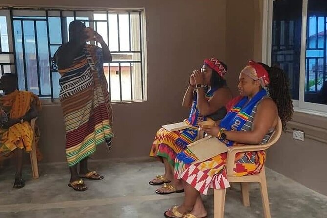 Bonwire Namimg Ceremony and Kente Tourist Center - Timing, Food, and Booking Details