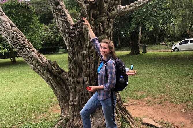 Boti Falls, Umbrella Rock, Aburi Gardens & Cocoa Farm Day Tour - Heat, Fitness and Group Size