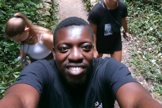 Cape Coast Day tour with Ekow - Lunch at the countryside lodge