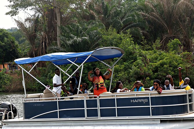 Caves and Cruise Tour in Ghana - What the private price really means