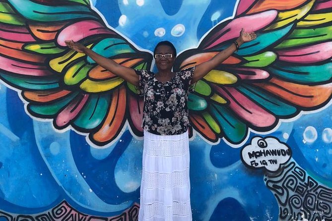 Easytourgh (Accra Tour) - Independence Square and Ghana’s national story