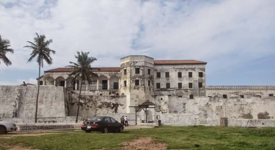 From Accra: Cape Coast Slave Dungeons Heritage Tour & Lunch - Key points to know before booking