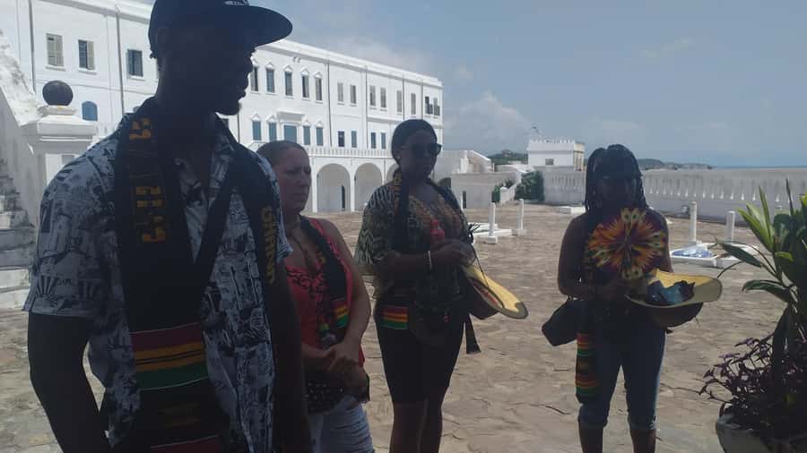 From Accra: Cape Coast Slave Dungeons Heritage Tour & Lunch - What the guides add to the day