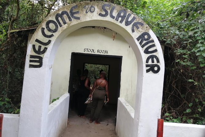 Full- Day Cape Coast Castles and Kakum Canopy Private Tour - Kakum’s canopy skywalk