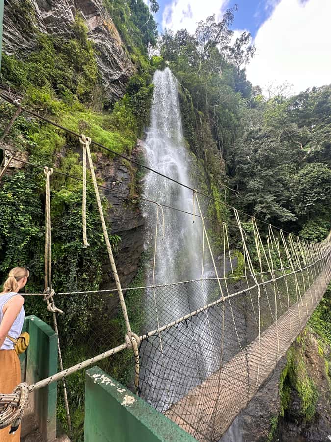 Ghana: 2-Day Monkey Sanctuary, Waterfall and Hiking Tour - What the $400 price really covers