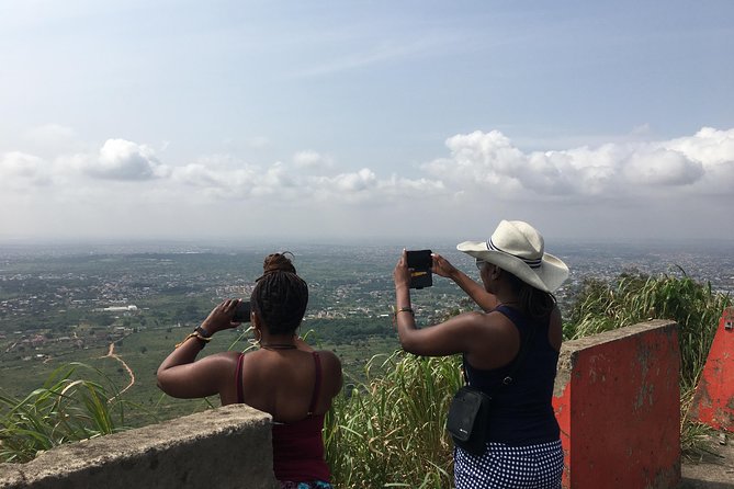 Ghana Eastern Explorer - Boti Falls, Aburi Gardens & Tetther Quarshie Cocoa Farm - What the private format really adds