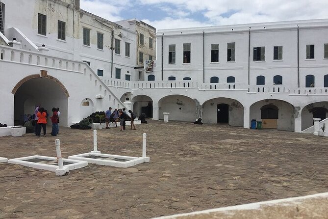 Historical Day Tour to Cape Coast, Elmina and Kakum - Who will enjoy this day most
