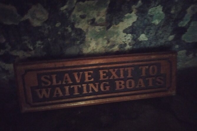 Immersive Ghana Slave History Day Tour in Cape Coast & Elmina - Lunch and coastal food during a packed schedule
