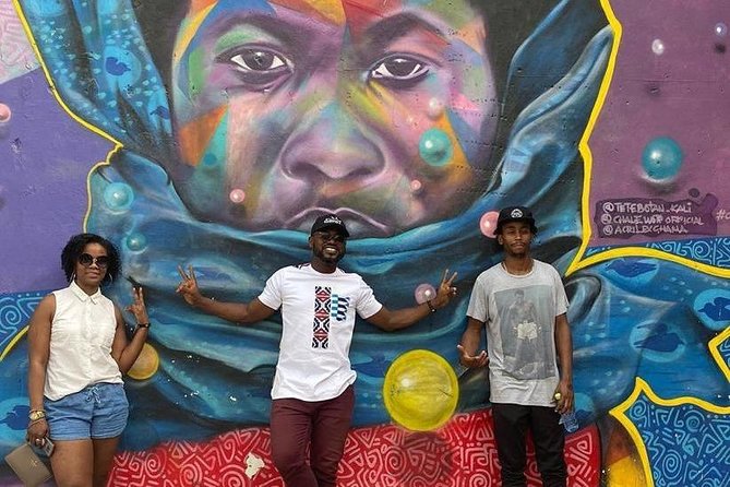 Know Ghana in 4 hrs - Accra City Tour - Centre for National Culture and local crafts