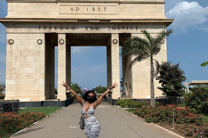 Private City Tour in Accra with Hotel Pickup and Lunch - Private touring, timing, and comfort