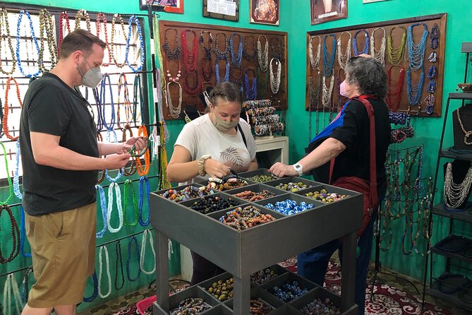 Private Tour of Shai Hills Reserve, Volta River & a Bead Factory. - The guide and the human side of the day