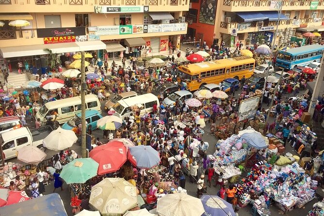 SEEGhana: Accra City Tour and Local Culture - Black Star Gate and the scale of national ceremony
