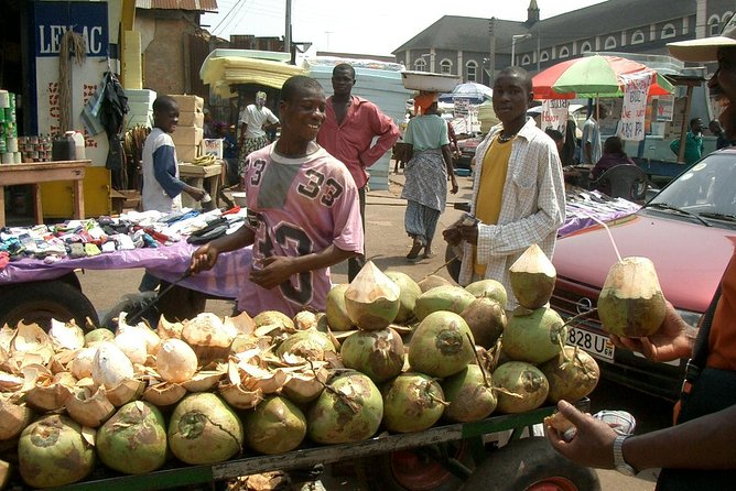 Takoradi Shore Excursion - Market Circle: begin with ordinary Takoradi life